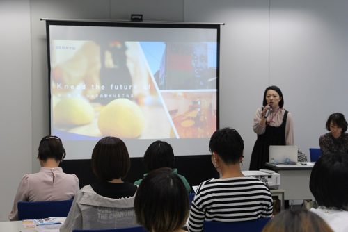 創業体験談等について講演された(株)Coneru　代表取締役 平塚 弥生 氏