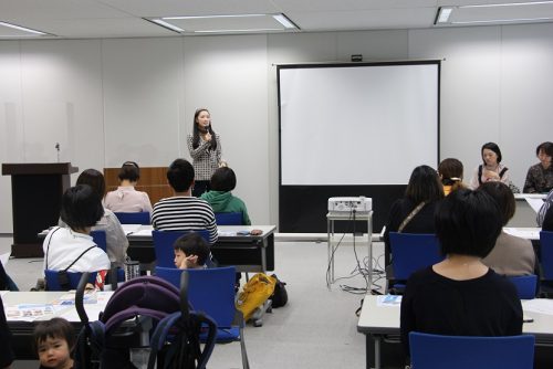 創業体験談等について講演された(株)フェライズ　代表取締役 神 華奈 氏