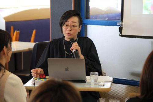 創業体験談等について講演された白川　真由美氏